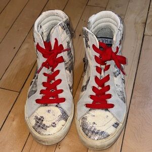 Vintage Havana Original Design High-Top Sneakers with Red Laces